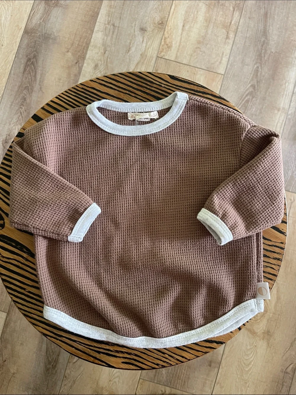 Ollie’s Day Waffle-Knit Set in Brown with Gray Trim